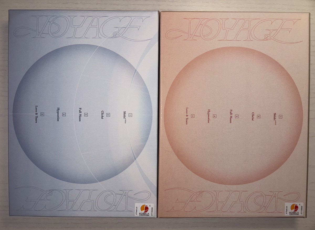VIVIZ [Voyage] Autographed Signed Album 2 ver Full Set
