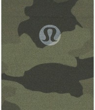 Lululemon Women’s InvisiWear Mid-Rise Thong, green camo XS