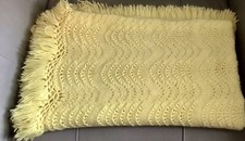 BEAUTIFUl Baby Blanket VINTAGE HAND CROCHETED KNIT PASTEL YELLOW 36" X 42"