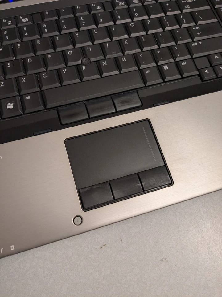 17" HP Elitebook 8730W Laptop Core 2 4GB RAM RAM 120GB SSD HDMI Windows 7 No Bat - Image 4 of 4