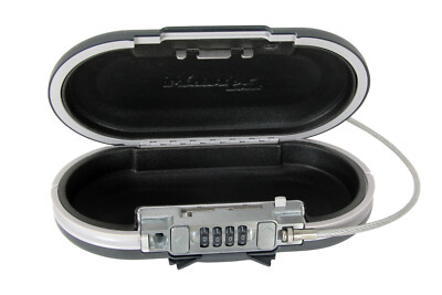 Master Lock Minisafe mit Kombination und Kabel in dunkelgrau