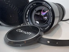 Canon 100-200MM 1:5.6 S.C. FD Zoom Lens FOR Canon 35MM SLR Film Camera With Case