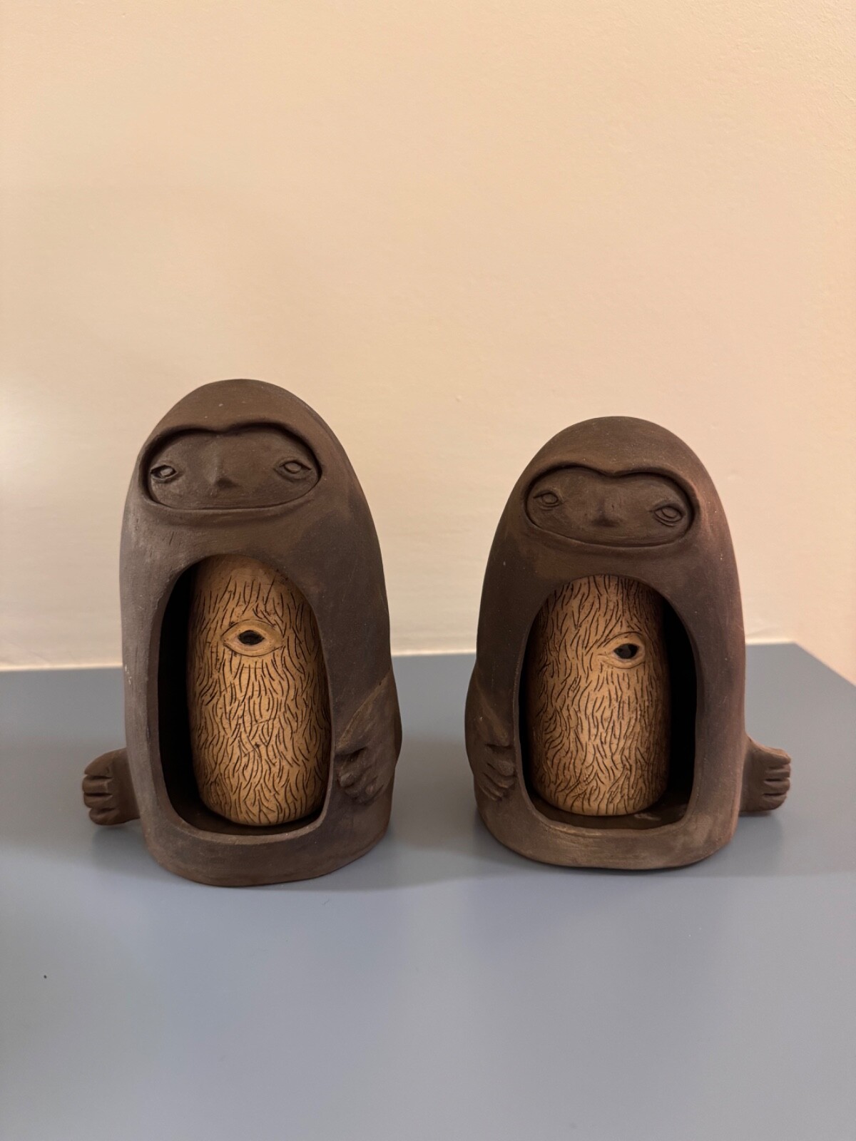 OTOOKA KERAMIK WÄCHTER FIGUREN DEKO BRAUN RETRO VINTAGE SCHUTZENGEL ESOTERIK ÖKO