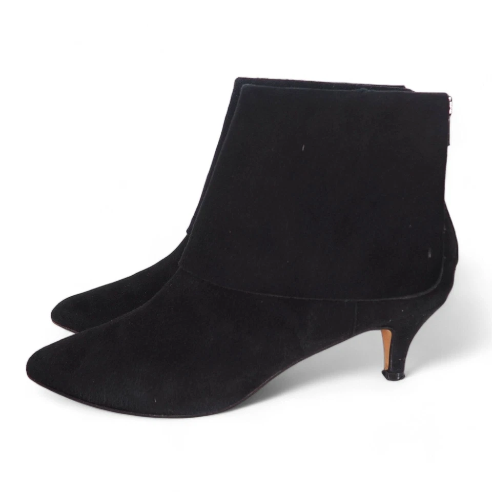 Butter Shoes Suede Kitten Heel Booties Black Suede Women's 7.5 - Image 2 of 4