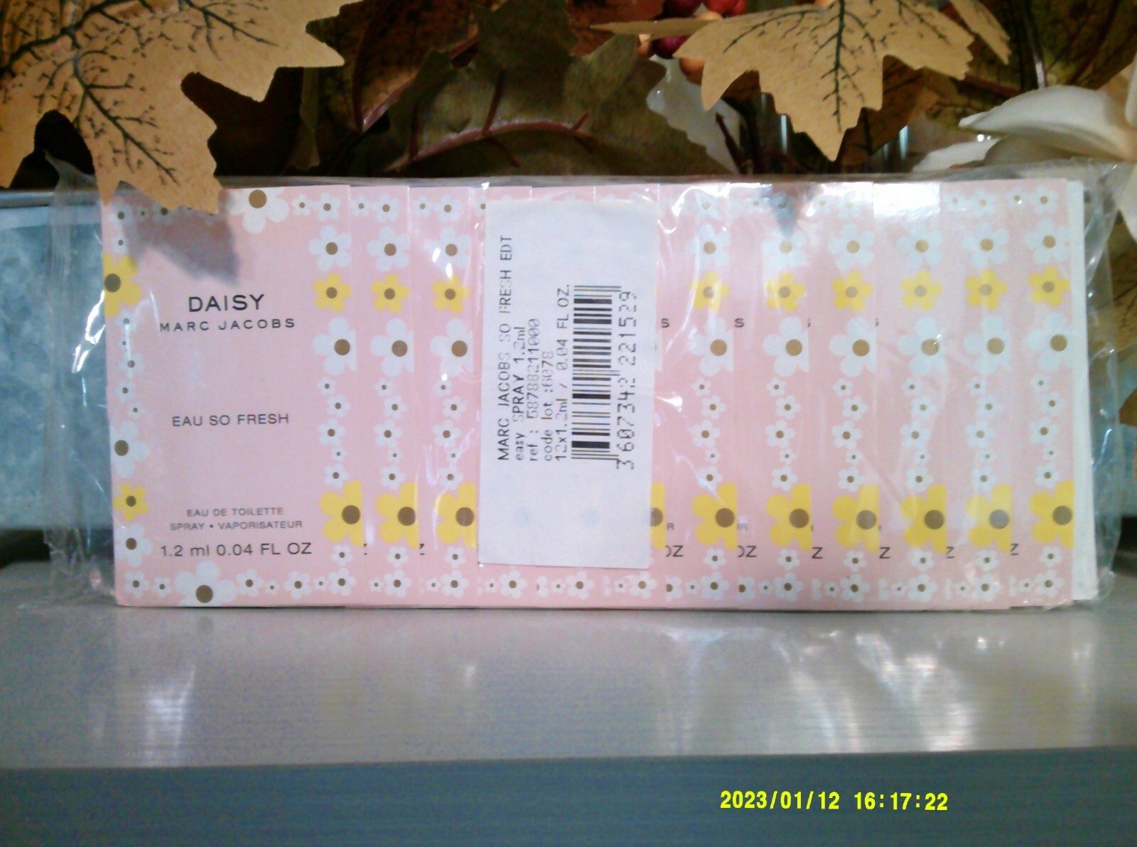 NARCISO RODRIGUEZ 4.8 0z( 3 X  1.6 0Z = 4.8 0Z)LOTION FOR HER + C0SMETIC BAG