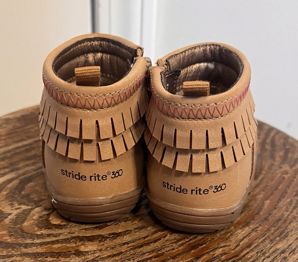 Stride Rite 360 Bianca ребенка ясельного возраста девочек ботинок с бахромой размер 5 М коричневый - Изображение 2 из 4