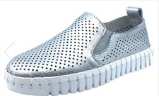 MY BROOKLYN GIRL'S SILVER LEATHER CONEY ISLAND SNEAKER Size 2 Kids
