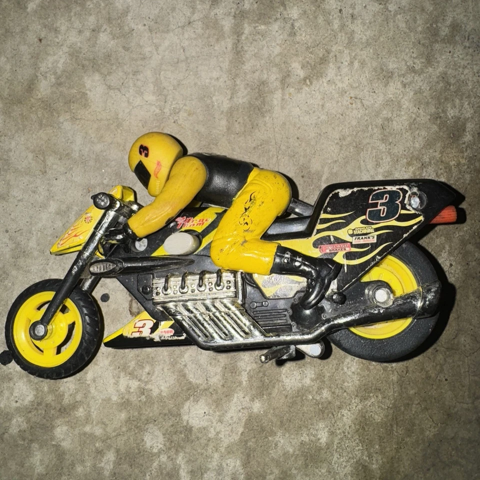 Lote Motocicletas Hot Wheels - 12 Bicicletas con Rampas - Colección Juguetes Diecast Foto 3 de 4