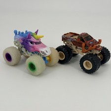 Sparkle Smash Unicorn Monster Jam 1:64 Car Rainbow Glitter Tires Zombie Lot /2