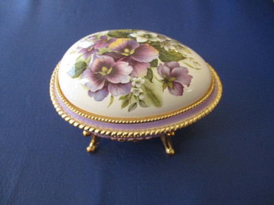 VTG Jewelry Trinket Box Hinged  Lid Egg Shape
