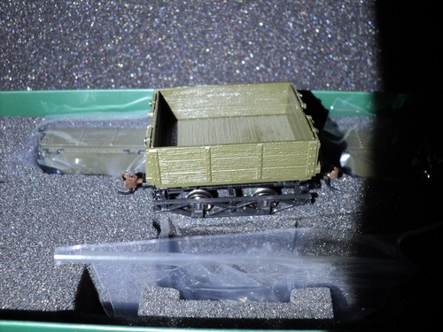 Wood Side-Dump Cars Green (3/Box)