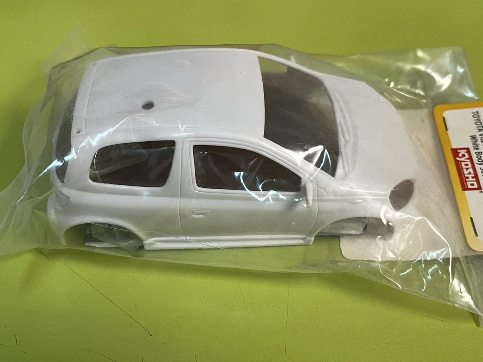 Kyosho Mini-Z Toyota Echo Vitz RS White Body Set (Non-Deco) 90mm MZN43 - Image 3 of 4