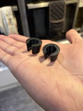 BOSE UFS-20 Coppia distanziali da pavimento per altoparlanti nero