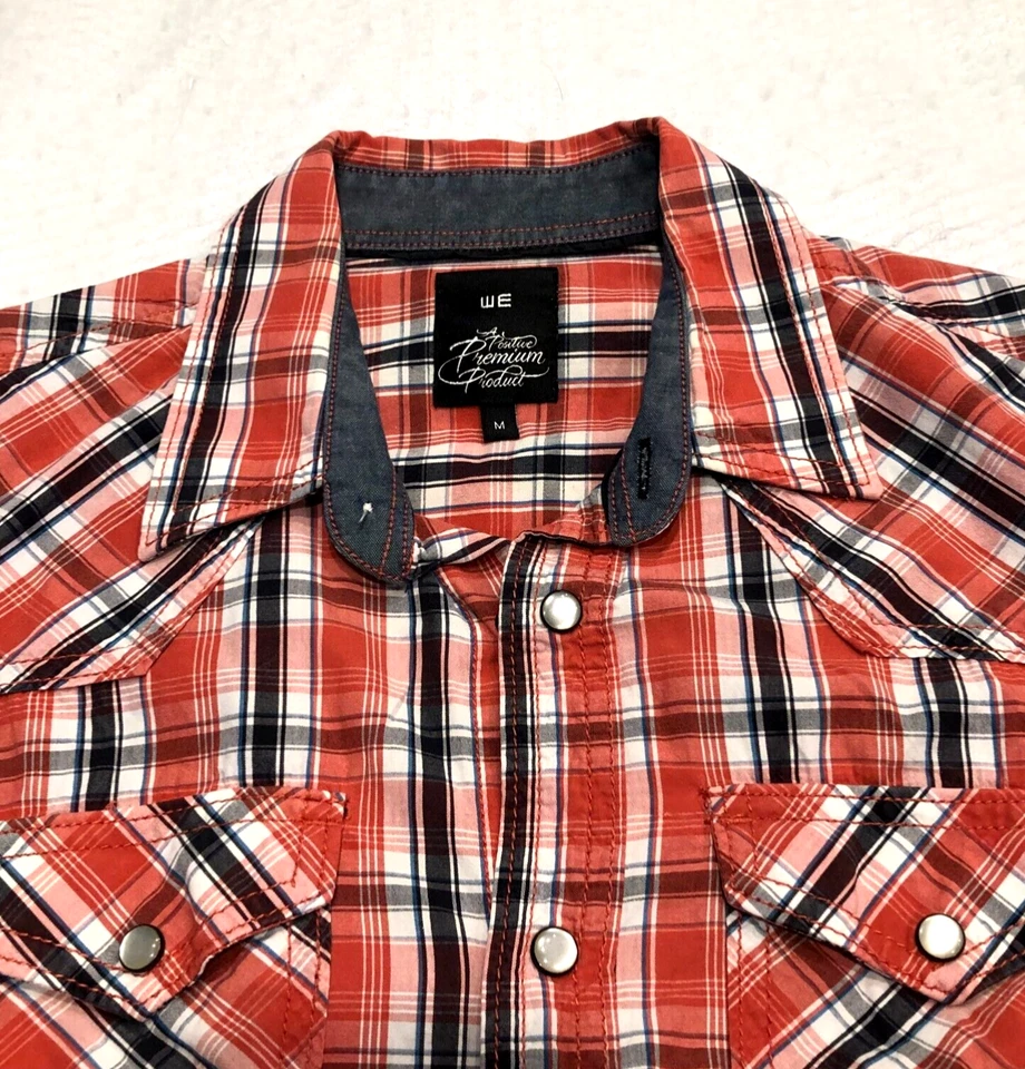 Camisa ocidental masculina WE tamanho M vermelha branca azul xadrez pérola encaixe bolsos manga longa - Imagem 2 de 4