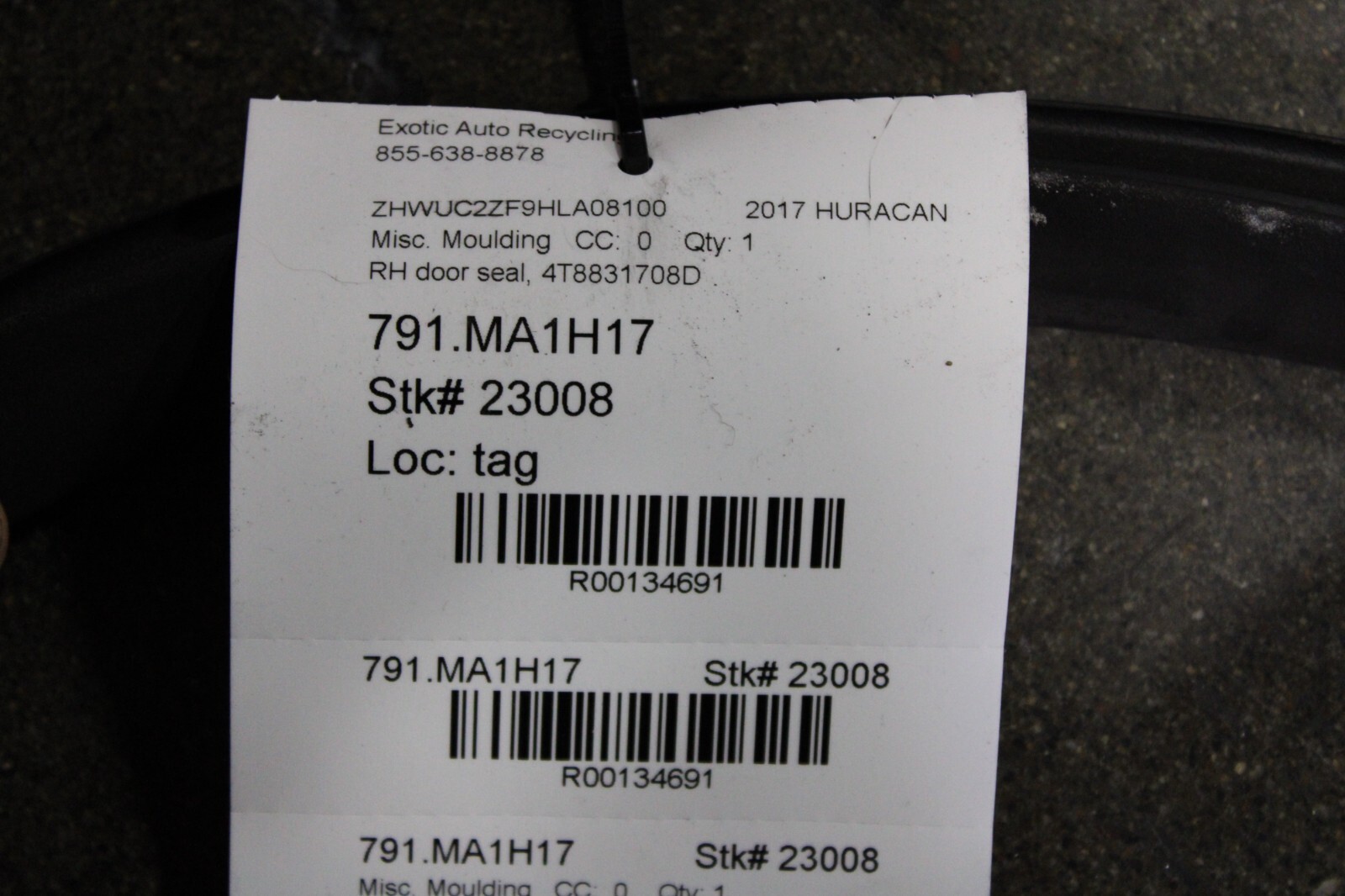 Lamborghini Huracan, LP610, LP580, RH, Body Gasket Moulding, Used, 4T8831708D