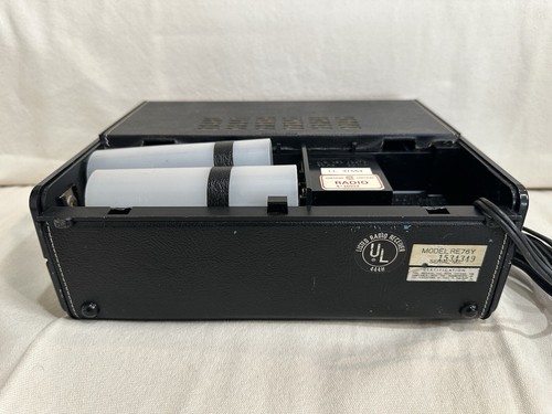 1973 ZENITH ROYAL E76Y (RE76Y) AM/FM AC OR BATTERY - Missing Battery Cover - Picture 16 of 20