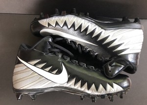 size 10 men's football cleats