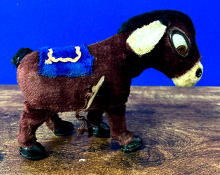 VINTAGE JAPANESE TINPLATE WIND UP DONKEY WORKING