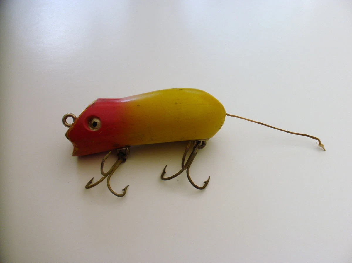 25+ Shakespeare Wooden Vintage Topwater Vintage Fishing Lures for