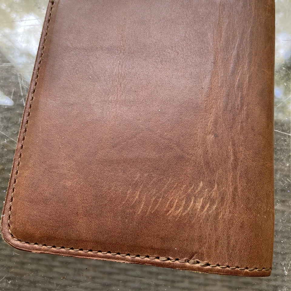 Sillín de cuero grande plegable con 4 ranuras para tarjetas, 2 bolsillos interiores y billetera Foto 4 de 4