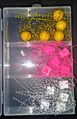 #7CUE15 VANZ CUE BOMB COPY Baits 15 Assorted size & FREE BOX- FUZZY DICE 3Colors