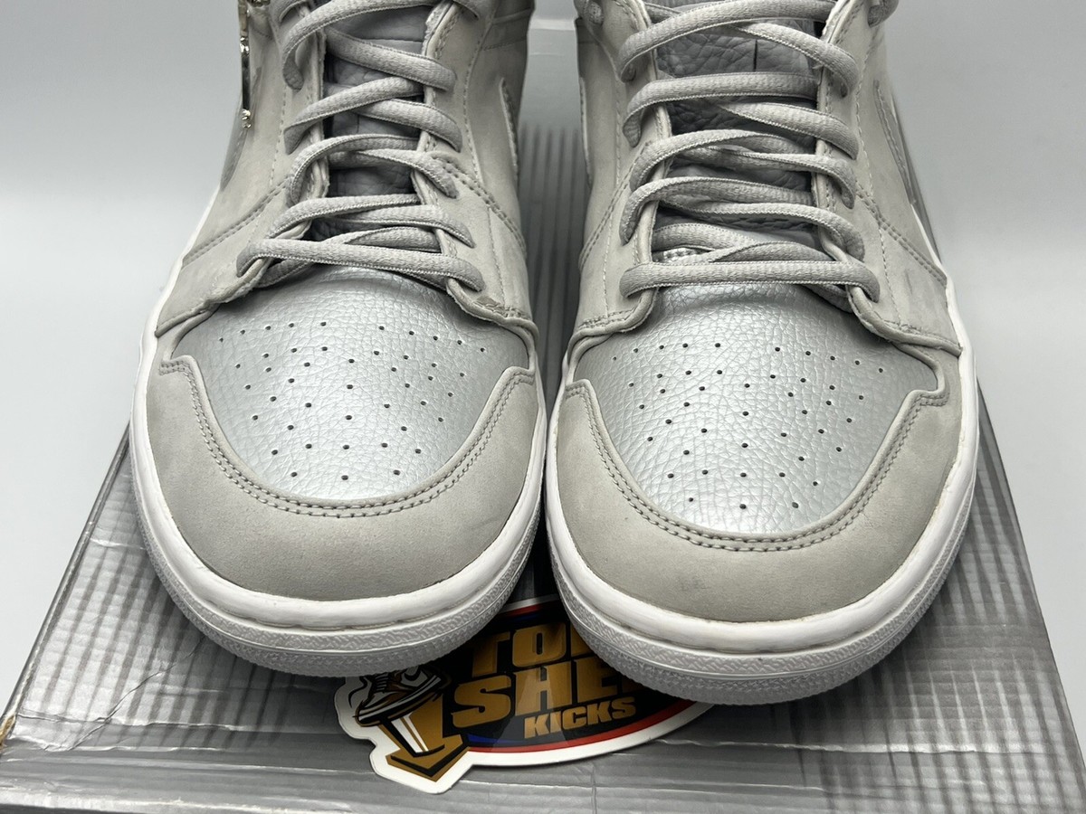 DS AIR JORDAN 1 RETRO + 2001 neutral grey authentic rare OG