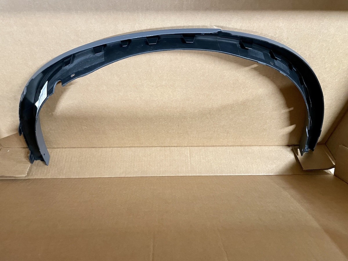 BMW X5 F15 F85 Trim Piece Rear Left Wheel Well, Primed 20