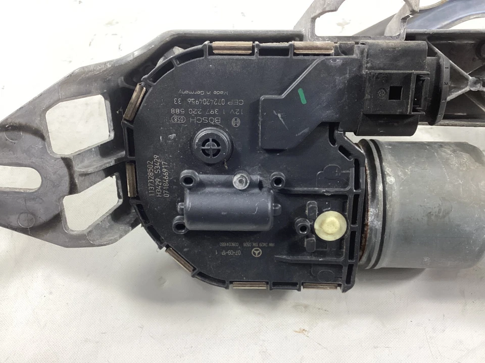 2007-2014 梅赛德斯-奔驰 S63 AMG 左挡风玻璃雨刷电机 2218204342 原始设备制造商。 — 第 3/4 张图片