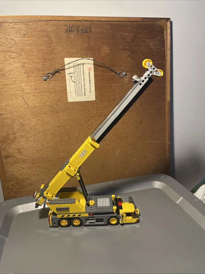 LEGO 7633 Sitio de construcción CITY CONSTRUCTION 2009 USADO Grúa solo incompleta Foto 2 de 4