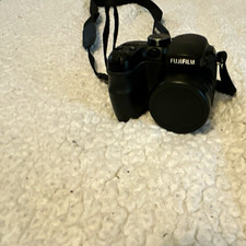 Fujifilm FinePix S1500 Digital Camera Model with camera bag Black