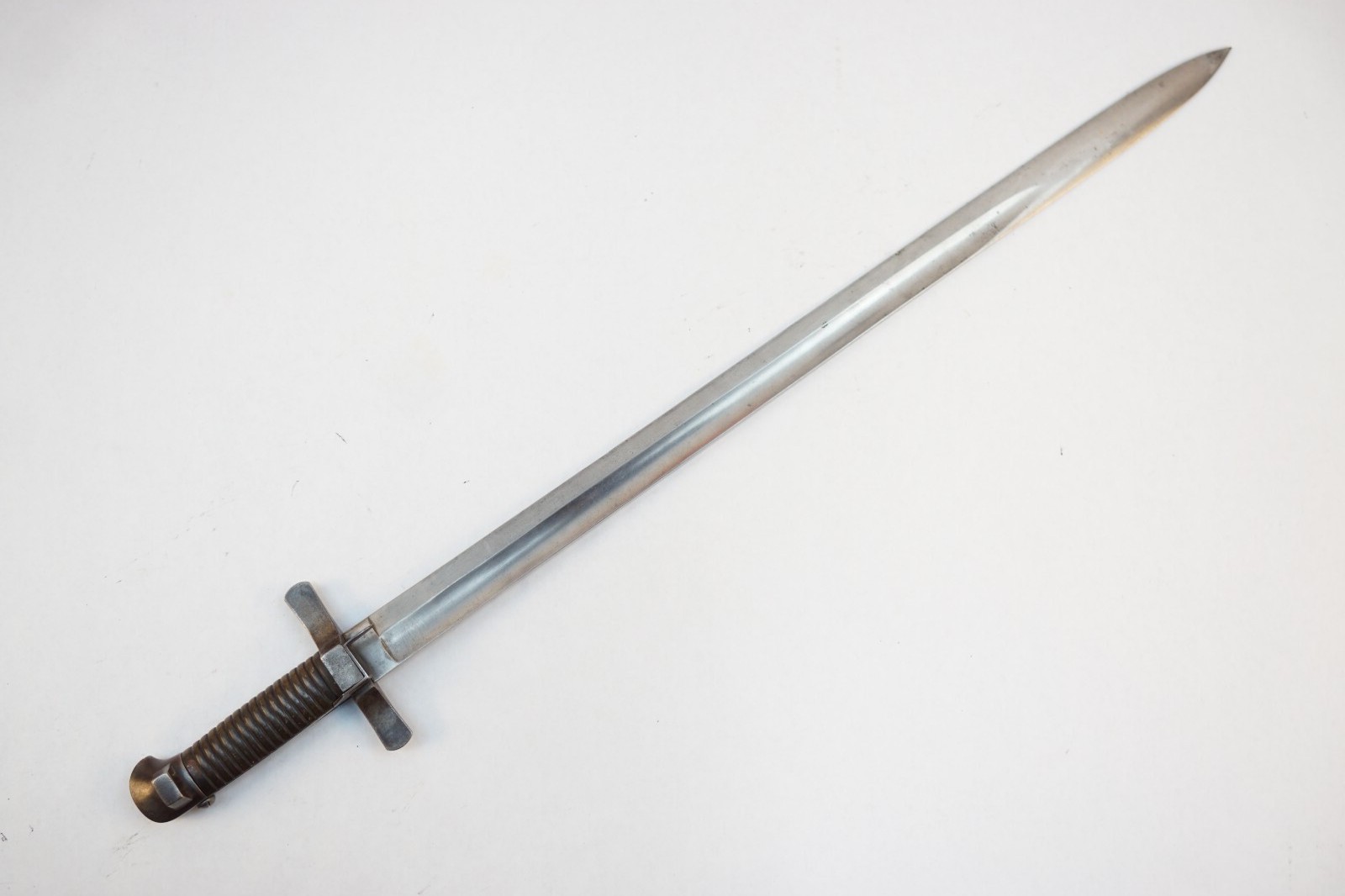 977, Belgium 19th Century Hunting Carbine 680mm Sword Bayonet