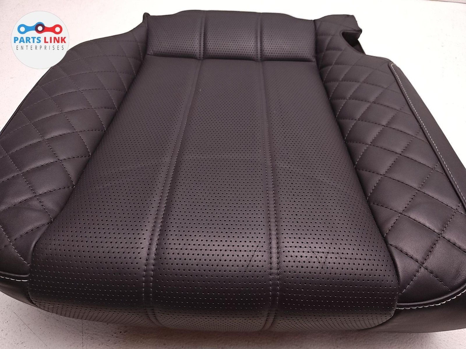 Bentley Bentayga 2016-2020 Rear Right Lower Seat bottom cover