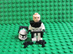 LEGO Star Wars - Clone Trooper Commander Minifigure sw0223 - Armor & Blasters A3