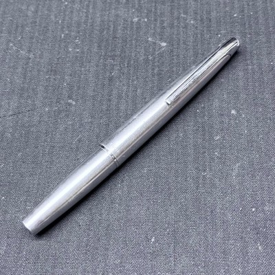Pilot H771 Fountain Pen Vintage Collectible Ready for Writing Enthusiasts