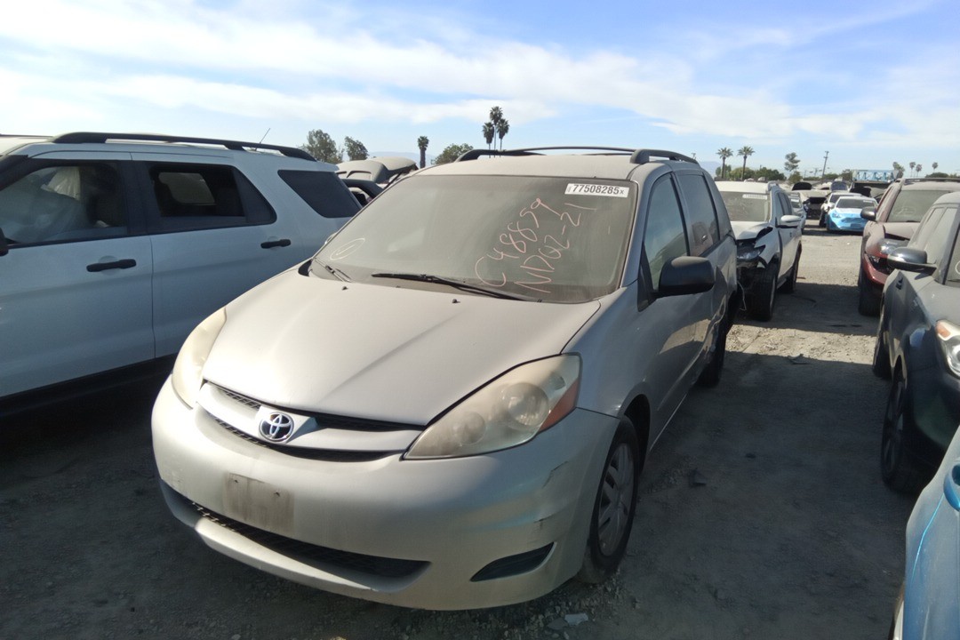 2007 Toyota Sienna Automatic Transmission OEM 169K Miles - LKQ452645895