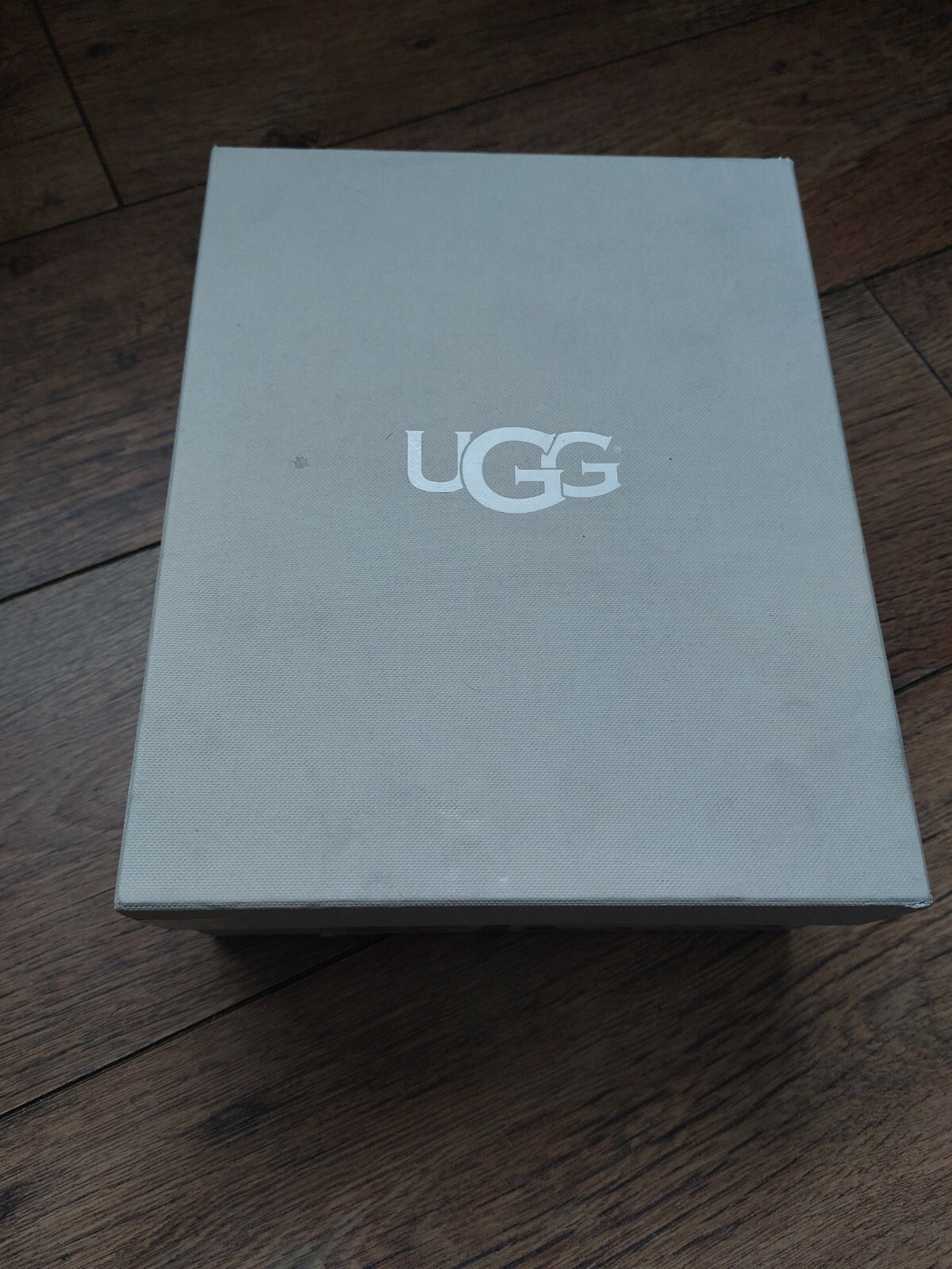 ugg w abree mini size uk 3.5 brand new never worn. image 2