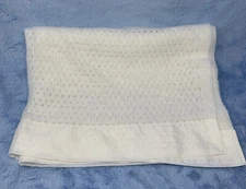 Vintage Witney England White Acrylic  baby Blanket Nylon edge Mothercare Boots