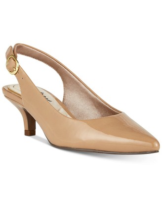 easy street stunning slingback pumps