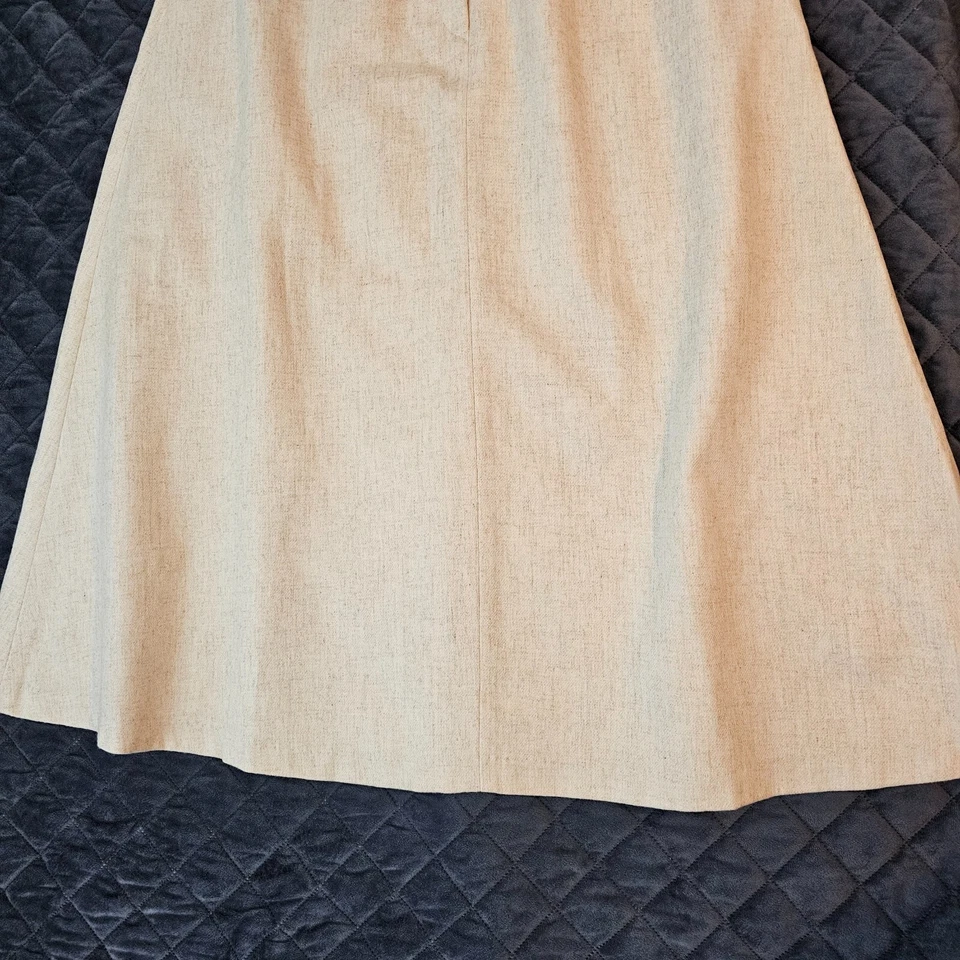 George Masket Beige Wool Skirt No Size Tag Lined Long Zippered Front - Image 2 of 4