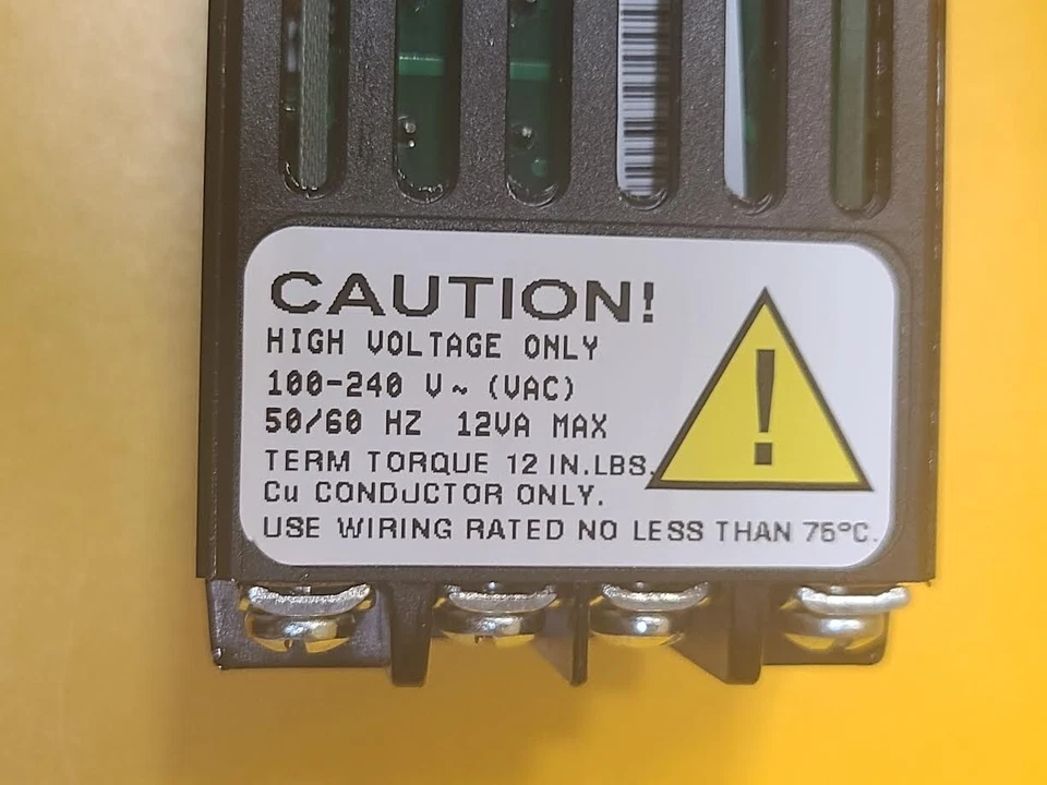 Watlow Digital Temperature Controller 93 Series Model 93BA-1CD0-00RG NEW - Image 2 of 4