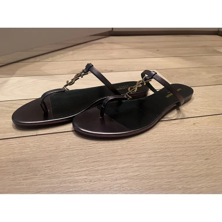 Saint Laurent Cassandra sandali flats 41