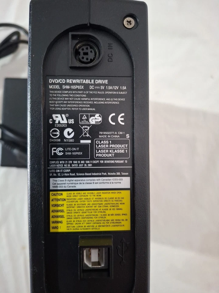 Liteon External DVD/CD Rewritable Drive SHM-165P6SX  - Image 2 of 3