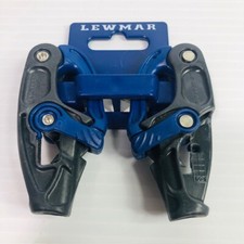 Lewmar Synchro C-Snap Small Ltweight Spinnaker Genoa Shackle Clips-2 per card
