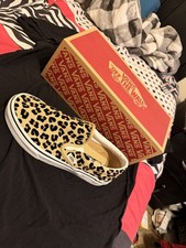 VANS Classic Slip-On Leopard Animal Print Can...