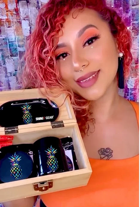 PINEAPPLE Box Combo - Original Stash Box with Grinder and Stash Jar - Image 4 of 4