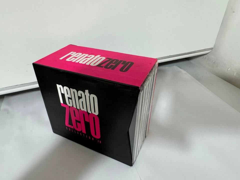 BOX COFANETTO 6 CD + libretto - RENATO ZERO - collection '70 - Immagine 2 di 4
