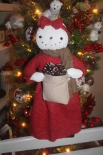 PRIMITIVE CHRISTMAS WINTER STANDING SNOWGIRL SNOWMAN DOLL DECOR