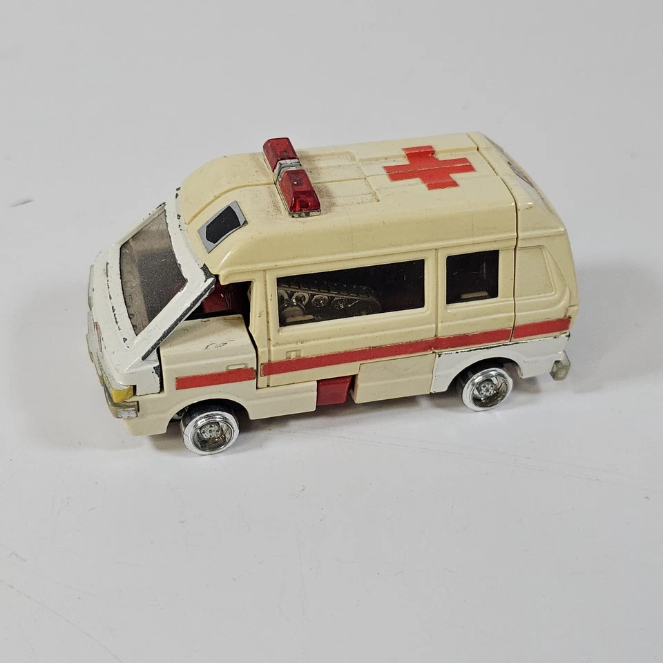 Figura de acción Hasbro Takara Transformers G1 Ratchet vintage años 80 solo Autobot Foto 2 de 4