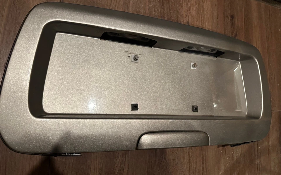 Chevy Trailblazer GMC Envoy 2002-2009 escotilla trasera placa panel Greystone Foto 2 de 4