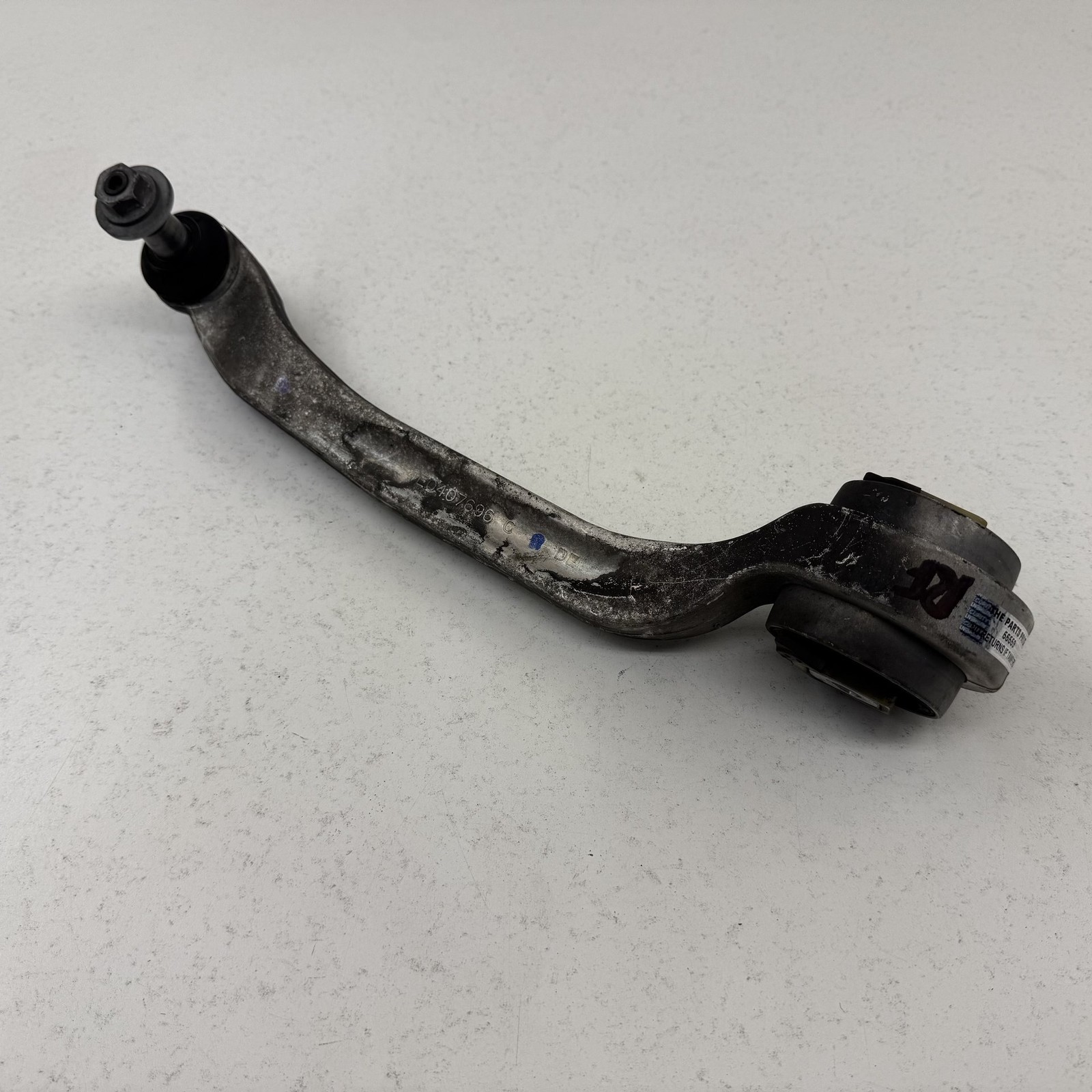 Bentley Flying Spur 2014-2018 Front Right Control arms Set